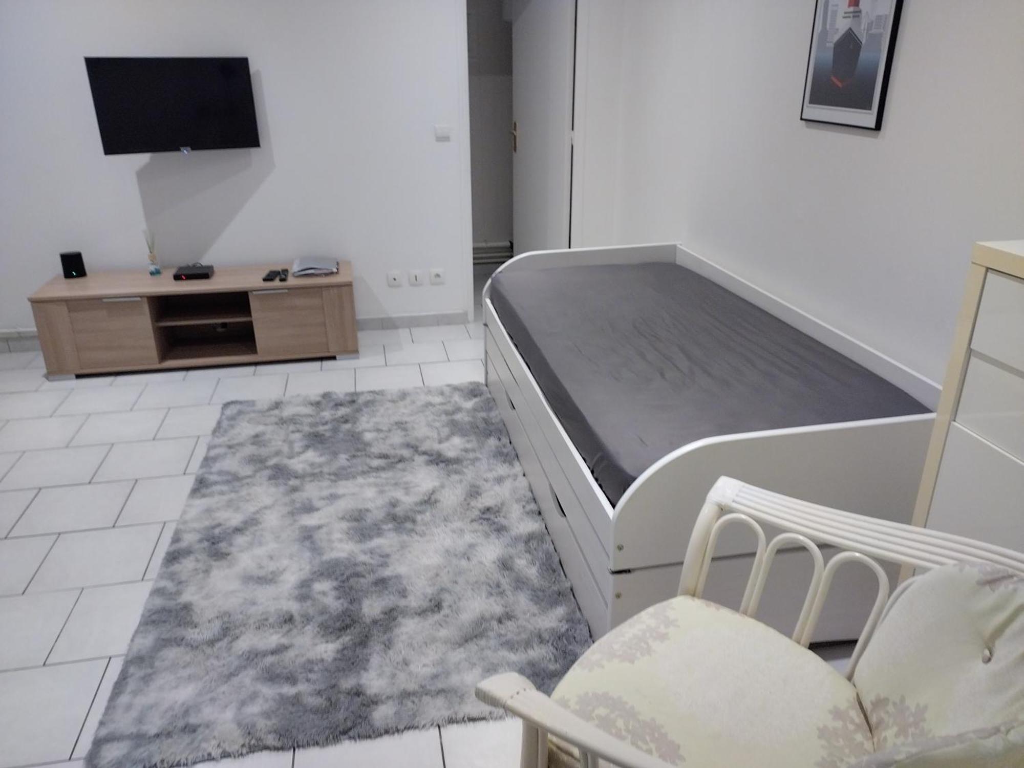 Appartement Canape Lit Netflix Prime Video Wifi Dazn *